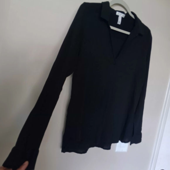 Black Long-Sleeve V-Neck Blouse - Lightweight Women's Top - Picture 4 of 8